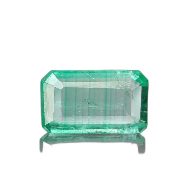 0.8 cts Untreated Emerald Emerald